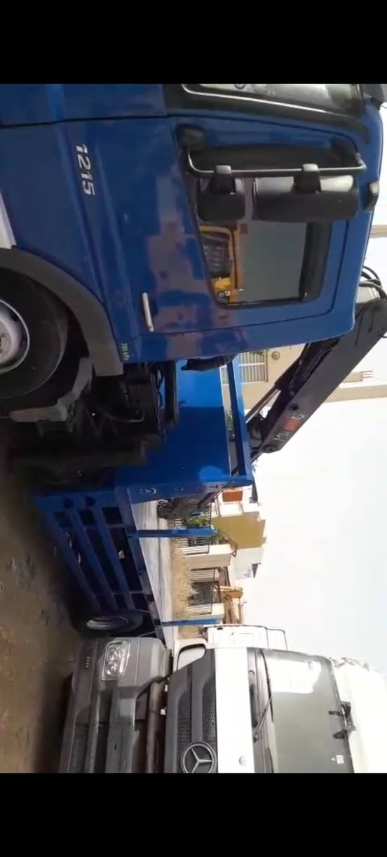 السلام عليكم اتيكو للبيع فحل 8 برغي 4 سنندر كرين هياب 5 طن مخالف 4 سلايت 3 دهن 1 يدوي ؛
 سياره جاهزه كفاله عامه؛؛ السنويه باسمي  وغير منتهيه *********** ؛ ***********
