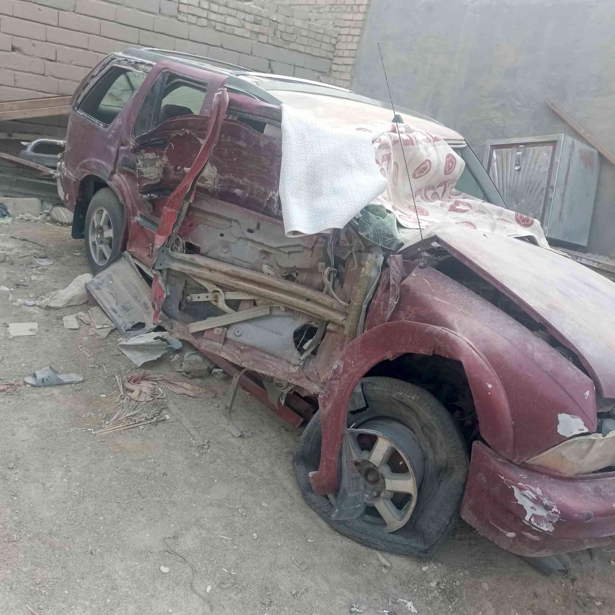 سياره للبيع اولدز موبيلا رقم بغداد كاضميه سنويه 2030 ***********
