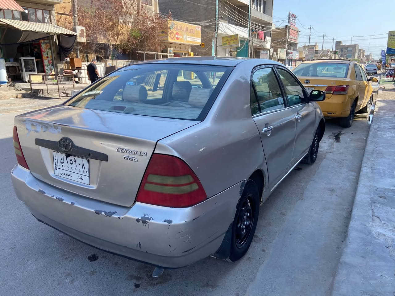 السلام عليكم 
كورلا بيكاتشو موديل ٢٠٠٢ محرك ١٦٠٠ رقم بغداد باسمي
السيارة واضحة بالصور بس كشرتها مو نظيفة الباقي كله جاهز  بيها بنيد مبدل ودعامية كير محرك جديد لوك التبريد شغال نقص غاز فقط كهربائيات شغاله كلها شاشة وكامرة مدوشمة كاعيه وكشنات تخم تاير جديد صارله شهر وباتري ناعمة للاخير بالمشي اقتصادية ومريحة الله شاهد 
سعرها ٥٤ بيها مجال حك جيتك 
مكانها بغداد الامين
للتواصل ***********
