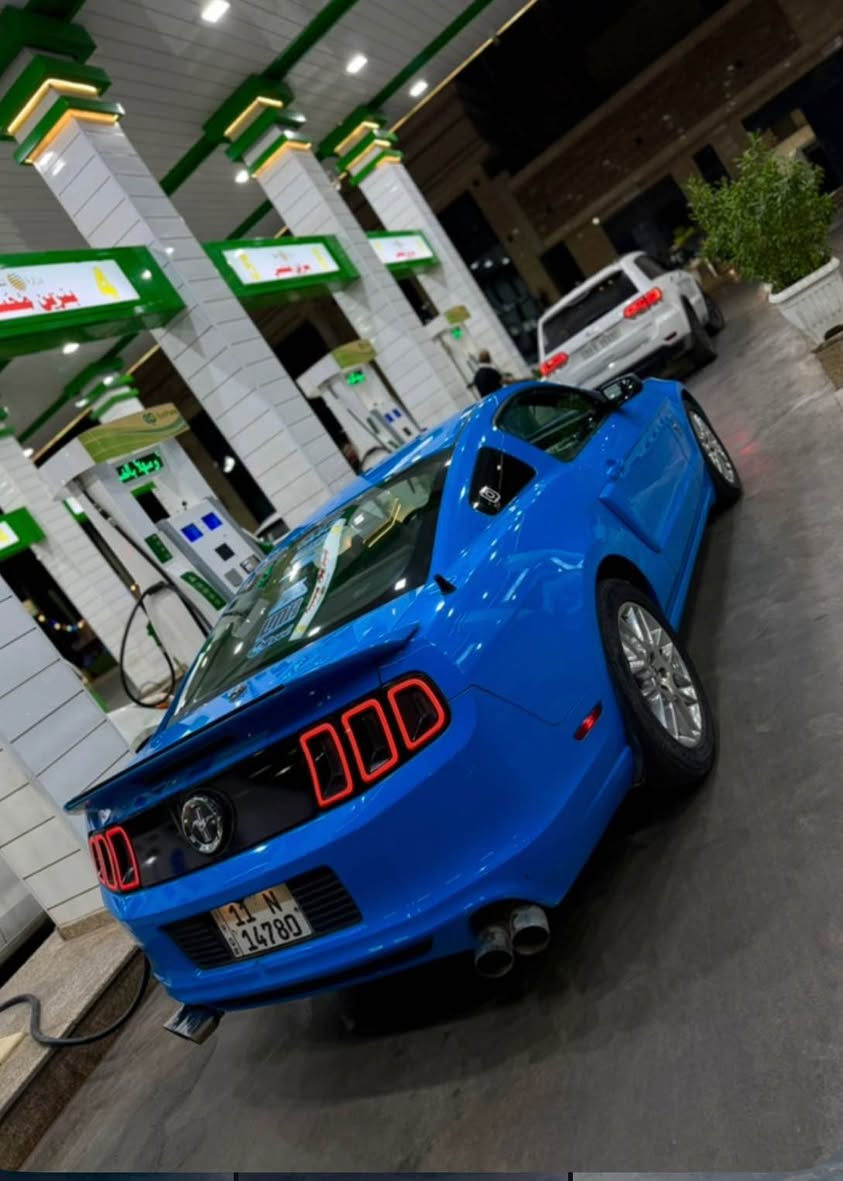 فورد موستانك 2013 
ماشية 90ميل
حادثها قطعتين 
V6/3700
واتساب
*********** بغداد, العراق
