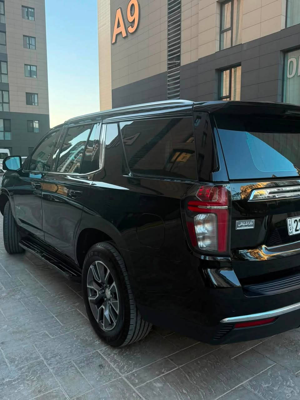 ‬
تاهو للبيع 2023 lt بلاص فول مواصفات بانوراما 
ثلاث شاشات 
علامة ضوء القمر 
مكفوله من الصبغ والضربه 
ماشية 84 كيلو
رقم اربيل تحويل ثاني يوم 
تخم تاير 
تبديل دهن جديد وكاله للگير 700 $
السيارة جديده ومواصفاته فول كامله عدا الدوسه مو كهربائيه ‭***********‬

