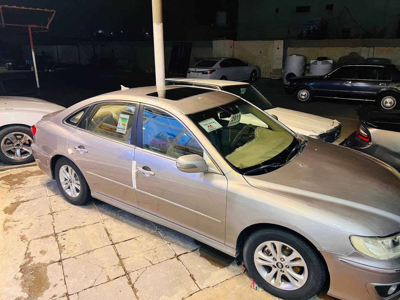 سلام عليكم
للبيع ازيرا موديل ٢٠١١ خليجي 

فول مواصفات فتحه اشاير بلمري 

محرك v6  2700  خليجي

لون سلفر  رقم بغداد تحويل مباشر 

كامره خلفيه دوار حساسات 
شاشه 
تبريد قطعتين ثلج ❄

السياره كفاله من الضربه وتبديل 

فقط صبغ دعاميات وتكحيل مكانات 

جاهزه حداده تخم تاير السياره الف ما تصرف عليه 
مكاني ناصريه قلعه سكر 
***********
***********
السعر ٩٥  وبيه مجال للشراي

امانت الله السياره احله من الصور
