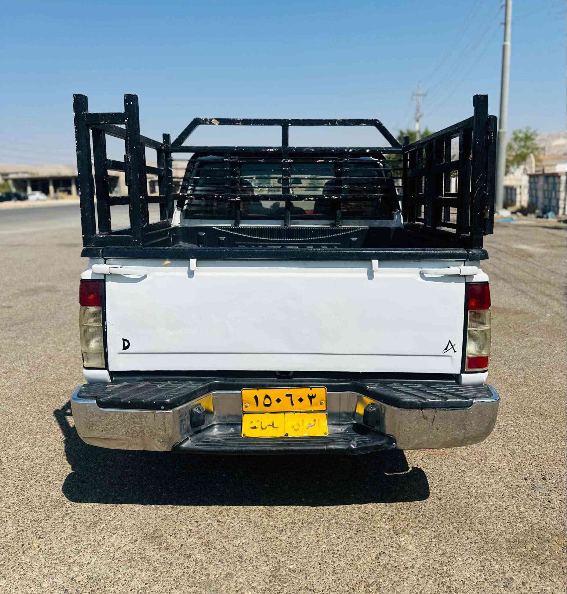 نيسان بيكاب • موديل ٢٠١٢ • تايرات جديدة