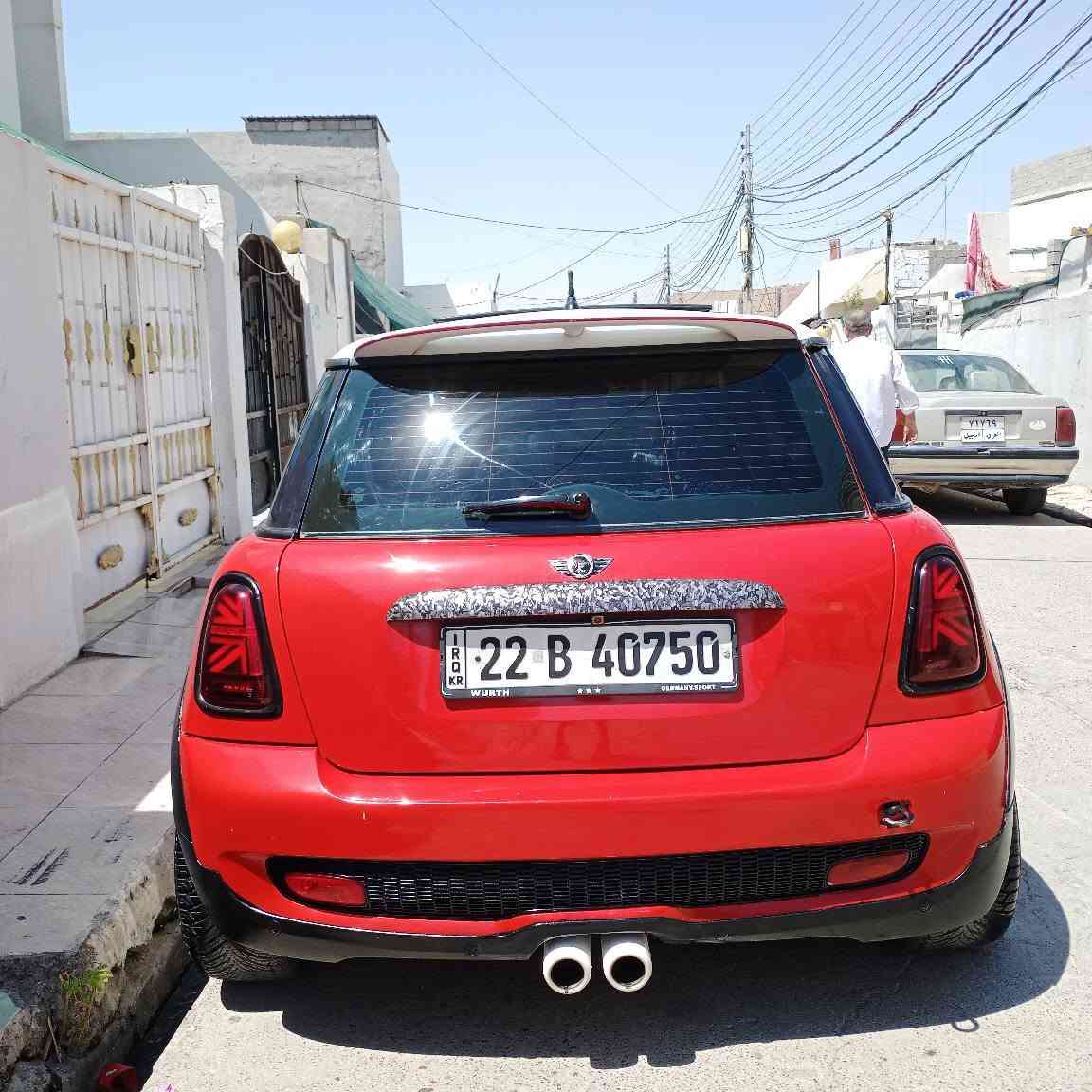 Mini cooper 2009

بۆ فرۆشتن مۆدیل ٢٠٠٩ سەیارەکە نمونەیە لە جوانی قەپات قەپات مواسەفاتە پانۆرامایە دەبل گێرە قەپات قەپات مواسەفاتە سەیارەکە بەس بۆ جوانی لەسەر شوخت حیزام کراوە بێ لێدان بۆ جوانی کردومانە رەقەم باریکە ئەوەی مواسەفات بی تێیدایە 
*********** أربيل, العراق
