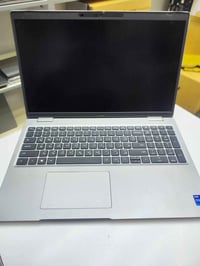 DELL 5520 • i7 جيل ١١ • SSD ٢٥٦GB