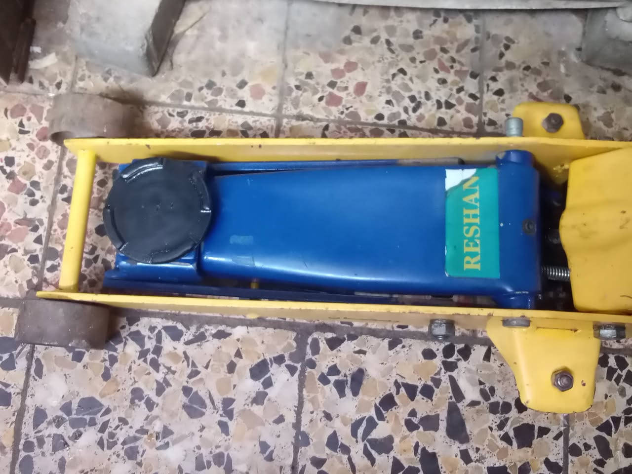 جك عربانه • ٣ طن • قليل استعمال