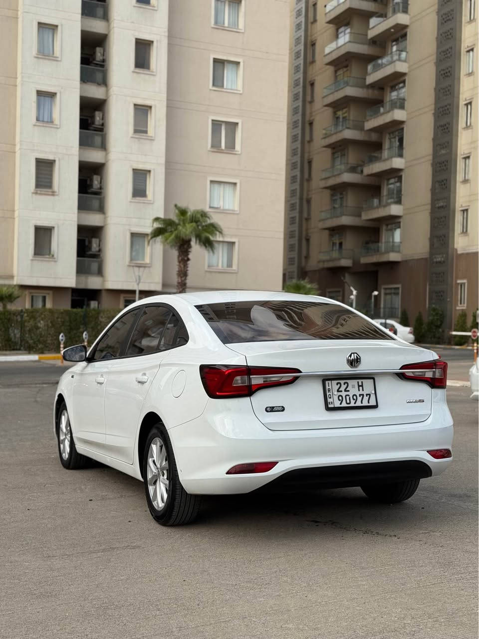 MG5 2024 
مواسەفات ستاندەر پڵەس سەنەوی و هەزەی تازەییە بە ناو خۆمانەوەییە ٤١ هەزاری هەقیقی ڕۆشتوە یەک دینار مەسروفی تیا نییە هەموو گیانی بە شەرت تەقە و ڕەقە چوار تاییەی تازەی لەسەرە تەنها نیو چاملخی پێشەوە لای سایەق سبوغە بێ ناو گرتن بێ ئێرباگ دەنگی دیلۆش بە شەرت سەیارەکە لە شەریکەوە یەک دەستی خۆمانە 
*********** أربيل, العراق
