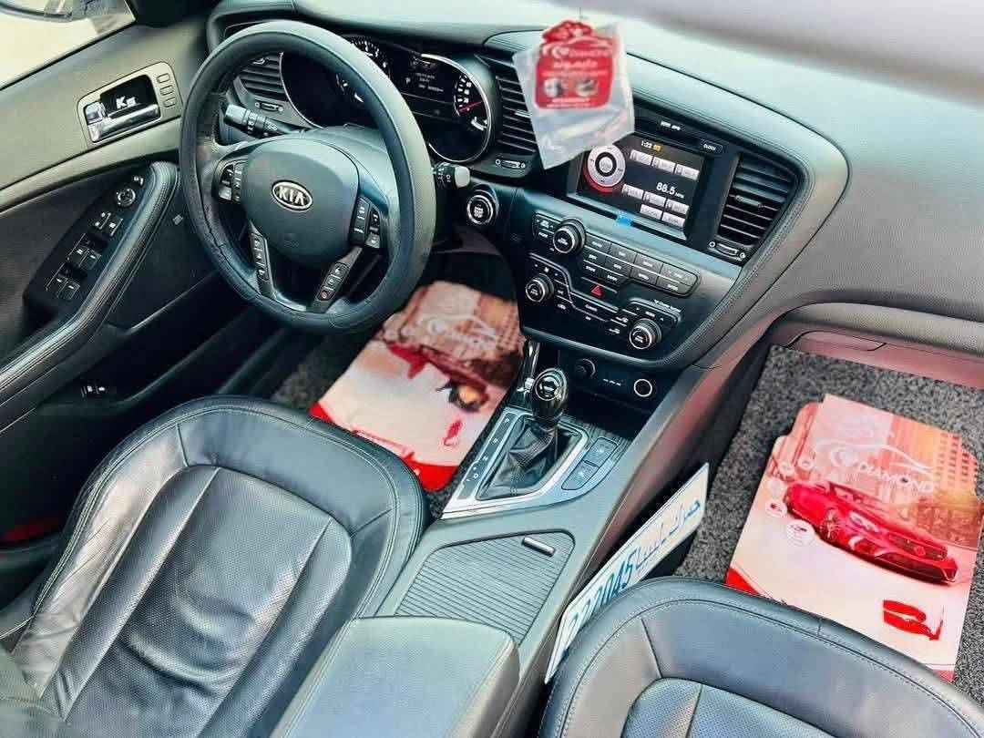 السلام عليكم اوبتما موديل ٢٠١٤ فول موصفات مكينه ٢٤٠٠ دوش بانو راما كشنات تدفئه تبريد ما ما شيه ٨٠ الف رقم وسنويه متومه طبق الأصل اربيل كصه جنطه الرقم حفر اصلي لزكه مال الهزه موجوده ٢٠٢٦ السنويه لغاية *********** مكان السياره بابل
