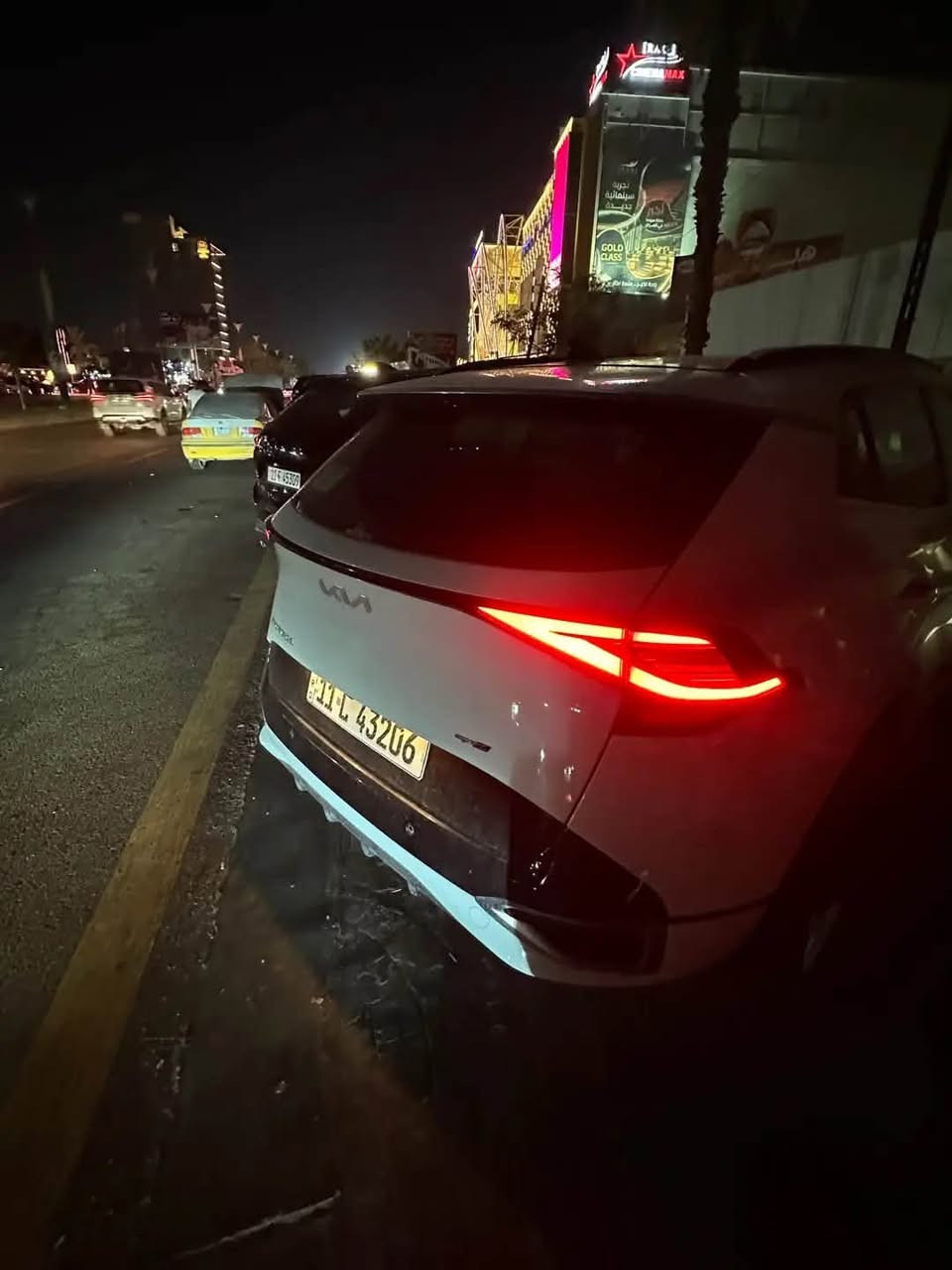 سبورتج ٢٠٢٤ جي تي لاين خليجي
محرك ٢٥٠٠
بصمة 
تشغيل عن بعد 
جنطة كهرباء 
حساس استشعار عند اقتراب
تدفئة و تبريد كراسي 
تدفئة ستيرن 
شفتات ستيرن
بانوراما 
كراسي كهرباء
كراسي جلد اسود 
حساس ضغط هواء 
حساس إمامي خلفي 
حساس ماسحات
نظام نزول منحدرات 
مانع انزلاق
شاشة كبيرة
اوتو هولد
شاحن لاسلكي  
ابل كار بلي 
أندرويد اوتو
تبريد قطعتين 
ماشيه ٢٢٥٠٠ كيلو 
سيارة مكفولة عدة بارد بطرف جاملغ 

سعر ٢٣٥٠٠$
تواصل على رقم ***********

