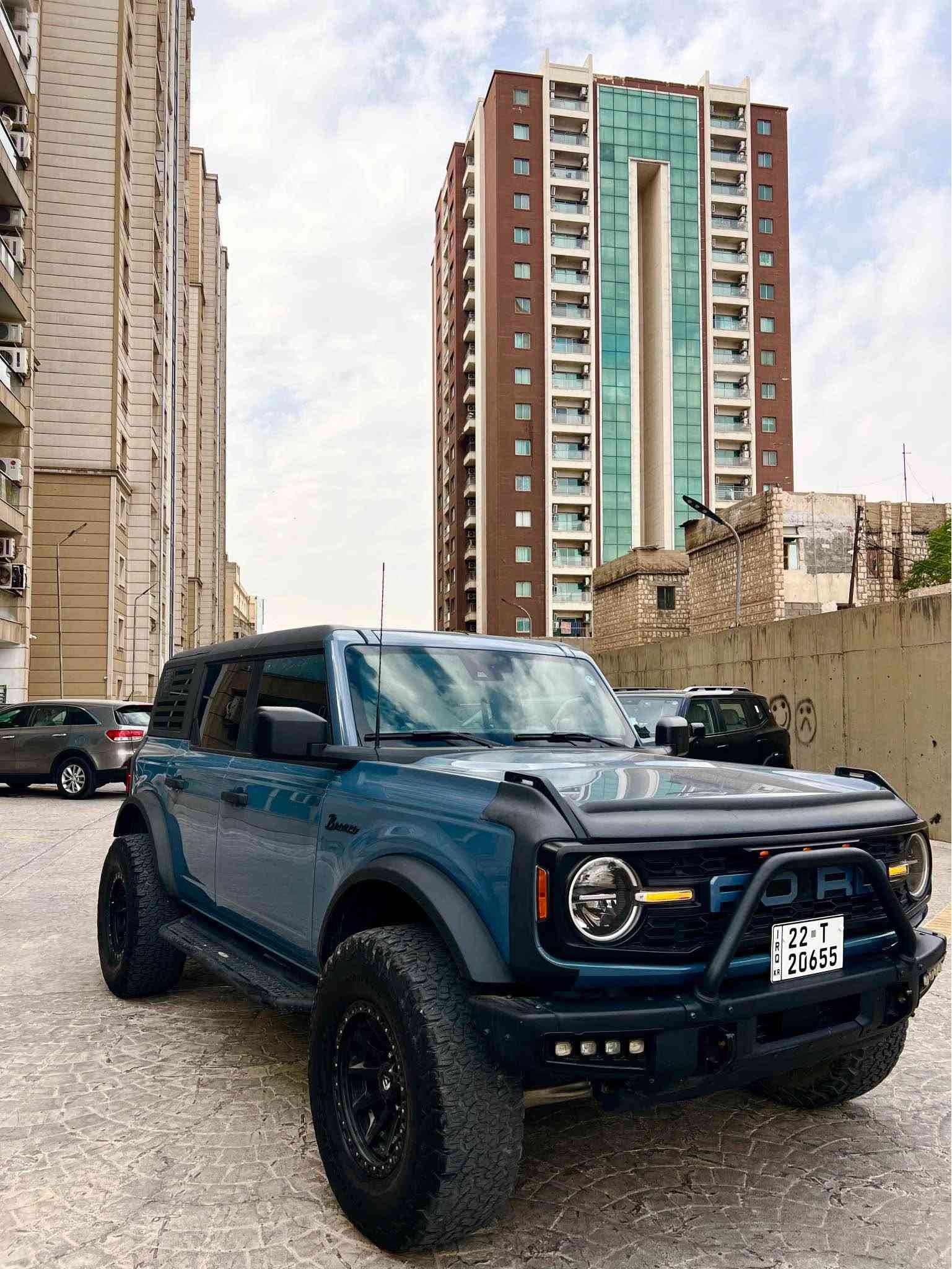 برونكو • V6 • بدون ايرباك