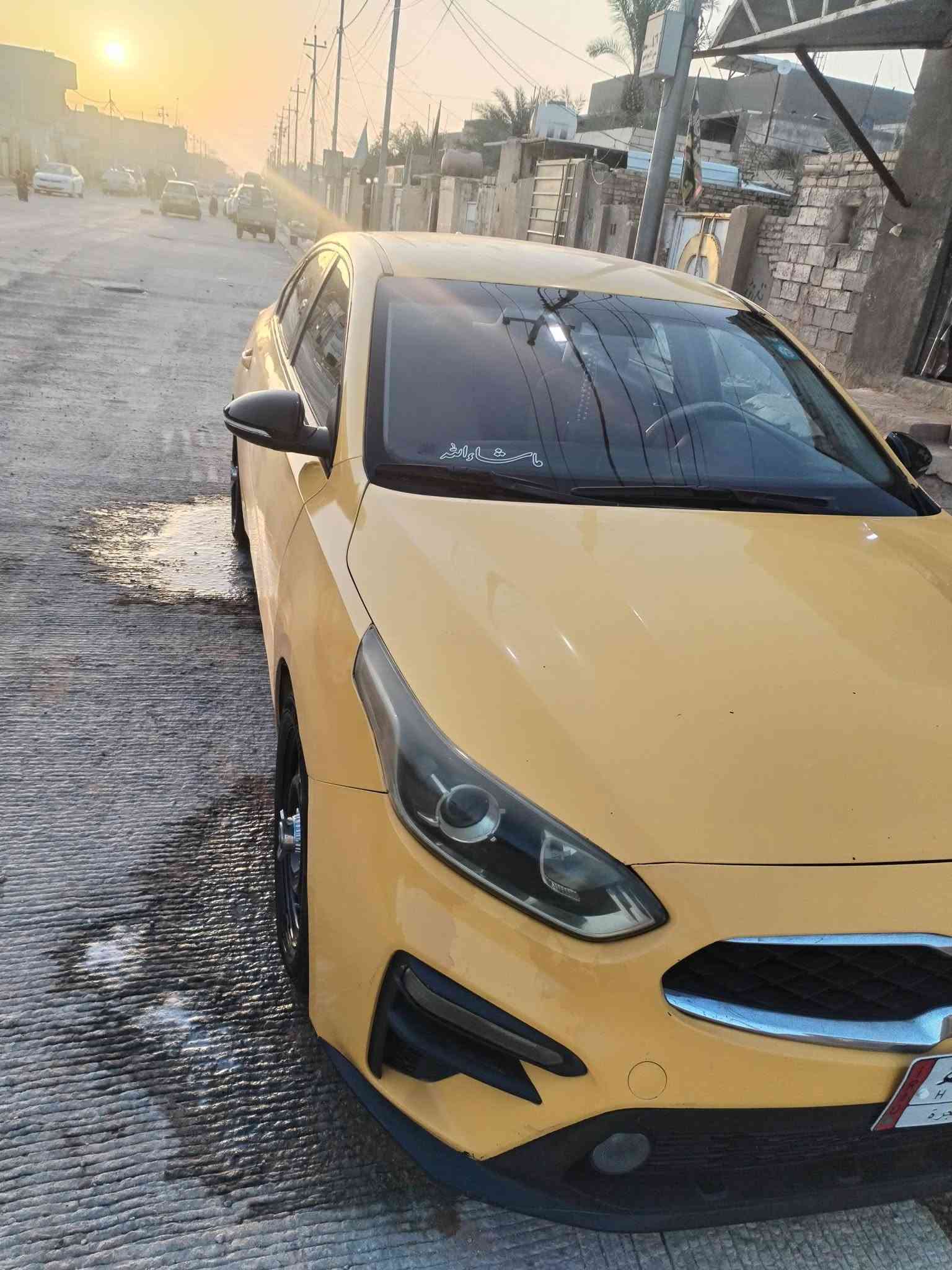 السلام عليكم ورحمة الله فورتي للبيع موديل عشرين رقم بغداد مكانهه بل دوانيه السعر 105 وبيهه مجال حك الجيه عندي سونار راسل واتساب ادزلك رقم ***********
