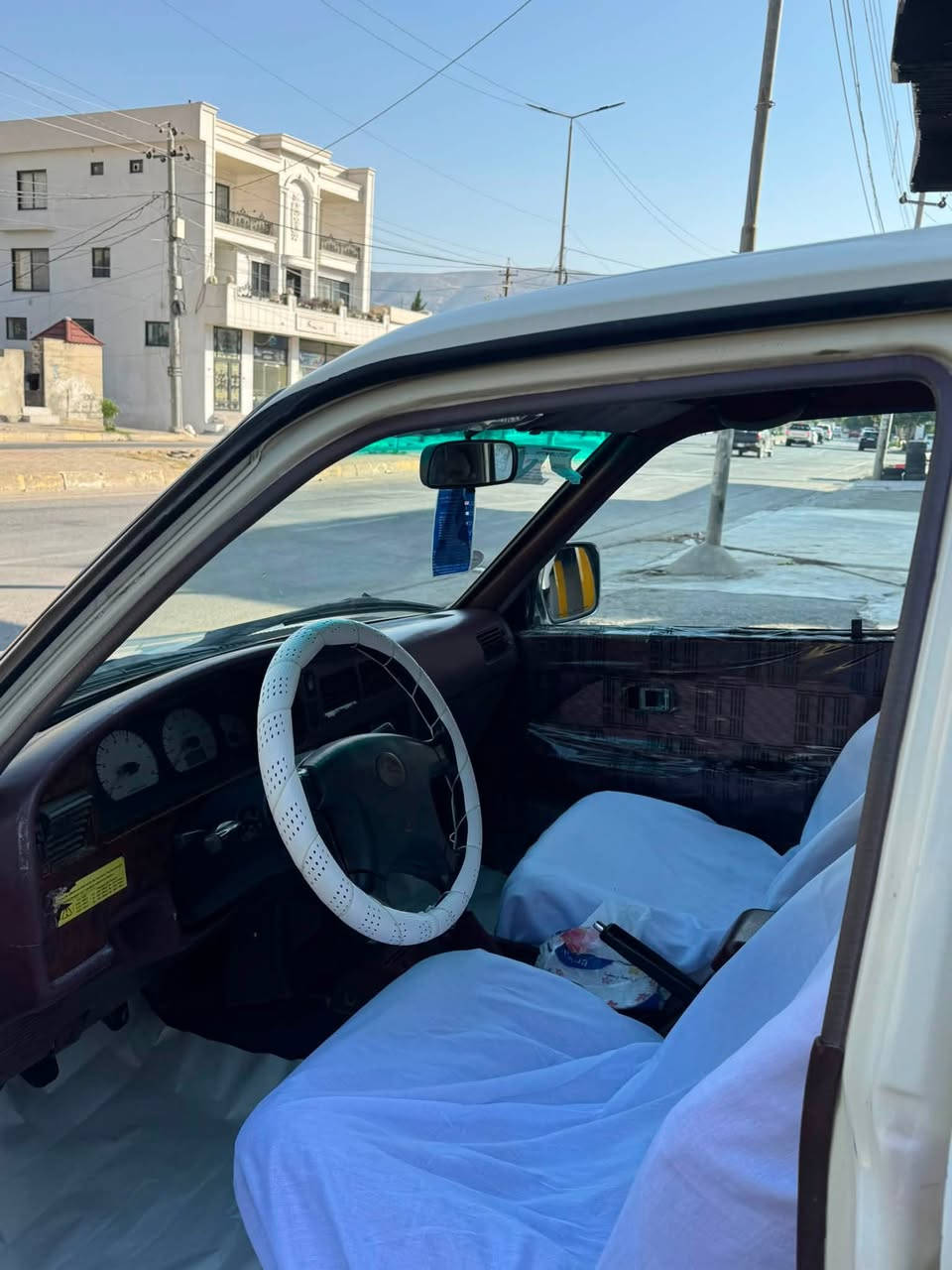 ٢٠٠٧
مەنەفێست ئەسڵێ 
هەزەپاکانە غڕامە بەشەرت 
بێ بۆیاغ 
مەکینە گێڕ ئەکسل بەشەرت 
چوارتایە نوێی 
***********
***********
