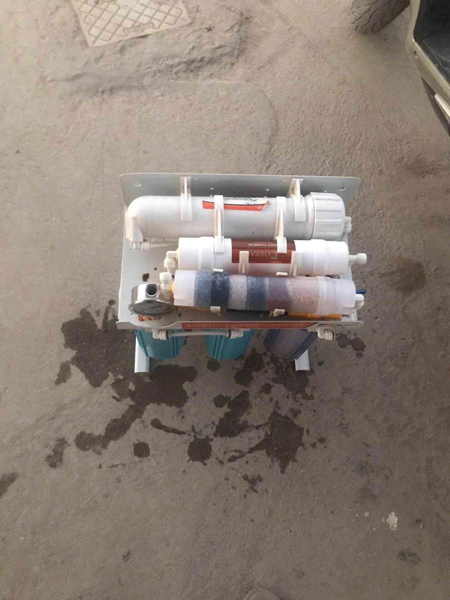 جهاز قياس نسبة الأملاح بالماء المنزلي  أمتلك هذا الجهاز وافحص ماء الشرب كل شهر مره وآحده….. تتوفر فلاتر درجة اولى الفيتنامي الاصلي جمع المراحل … تتوفر صيانه موقعيه لجميع انواع منظومة الماء المنزلي للاستفسار الاتصال واتساب ***********
