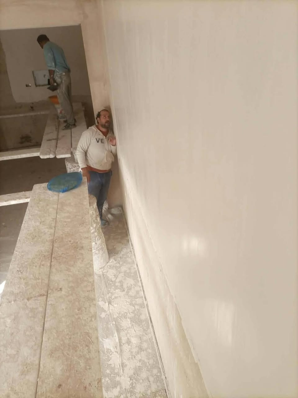 سلام عليكم لباخ من النجف جص ااسمنت اعكاده طابوك بناء بلوك بورك سيراميك ارضيه تطبيق سطح ***********
