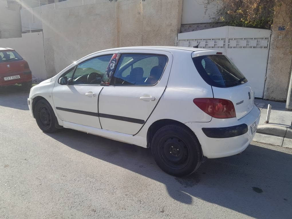 بيجو 307اوتماتيك موديل 2005 السعر 40 مكان السياره بغداد حي الجهاد للتوصل (***********) بغداد, العراق
