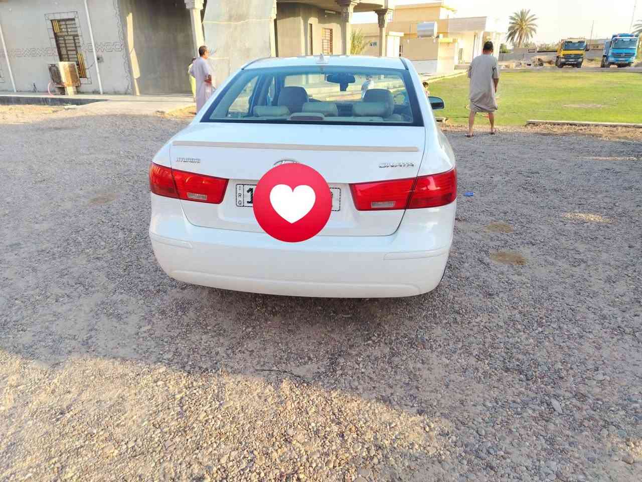 سلام عليكم سوناتا للبيع موديل 2010 وارد أمريكي رقم بغداد سيارة كفاله عامه أي ضرر مابيها سعر 140 مكان السياره تاجي
للتواصل 
***********
***********
