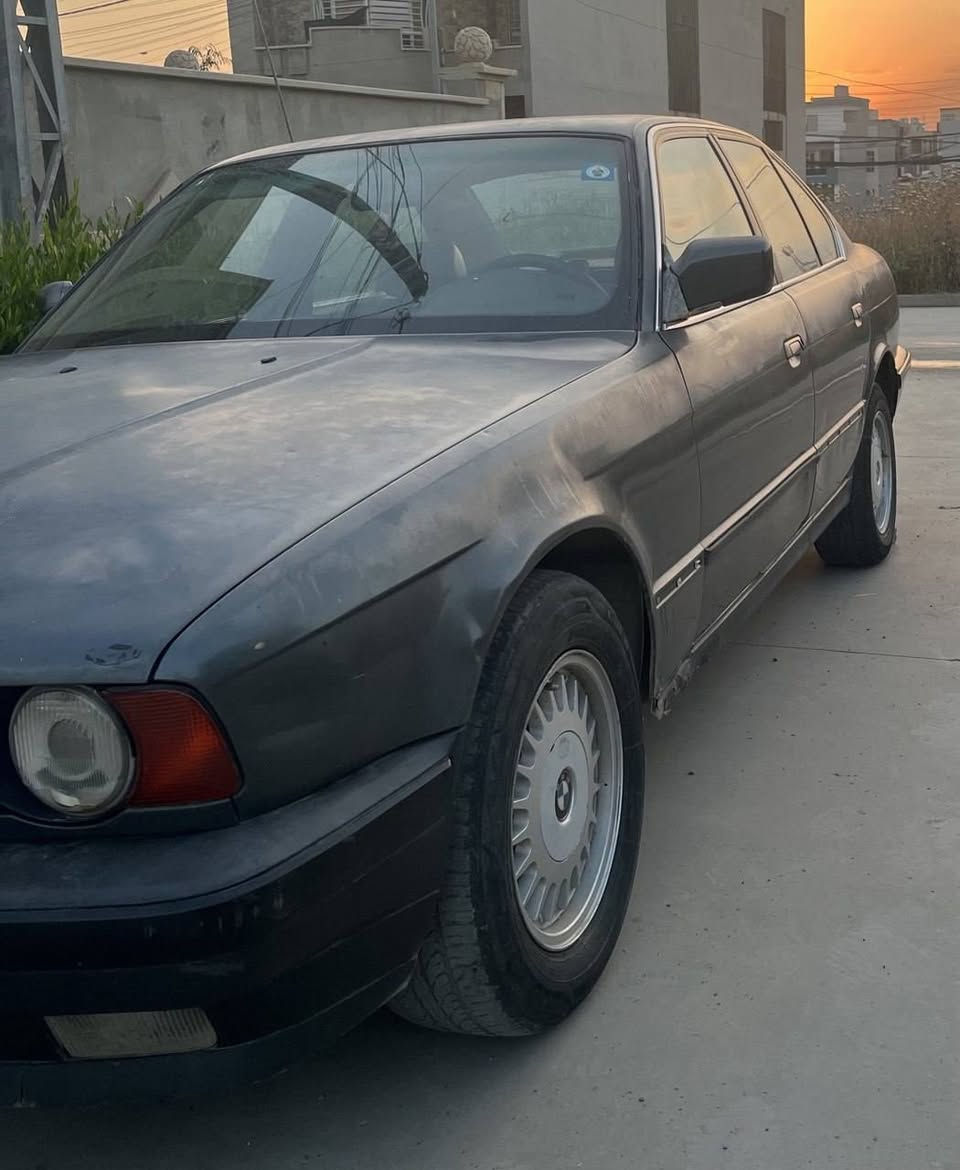 BMW 520
السلام عليكم مال تعمير
520 كير عادي محرك فل سلايت
رقم انكليزي جديد بأسمي
(سيارة بدون ضرر بدون صبغ)
مكاني موصل
السعر 27 وبيها مجال بسيط للطيبين
للتواصل ***********
