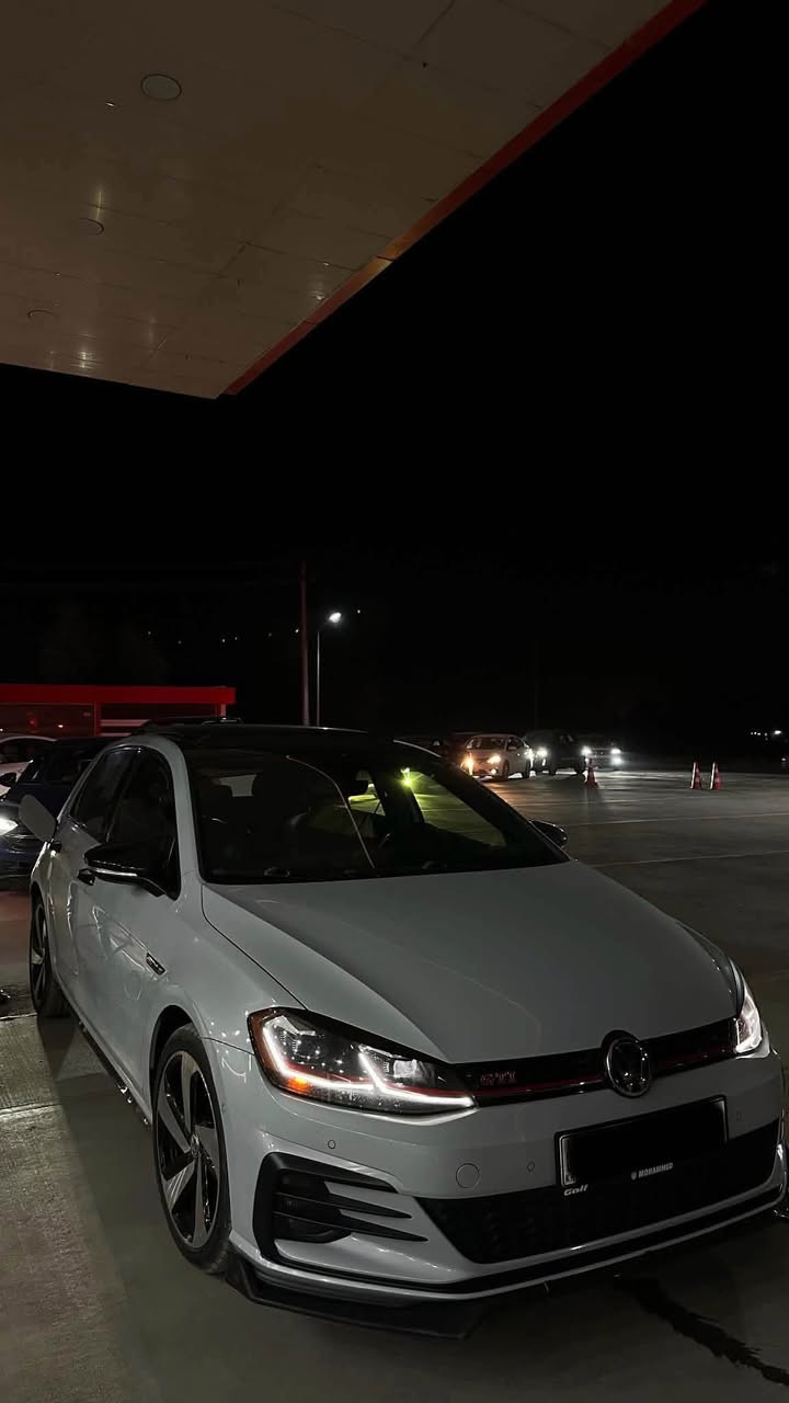 غولف GTI • ٢٠٢٠ • ٣٧٠٠٠ مايل