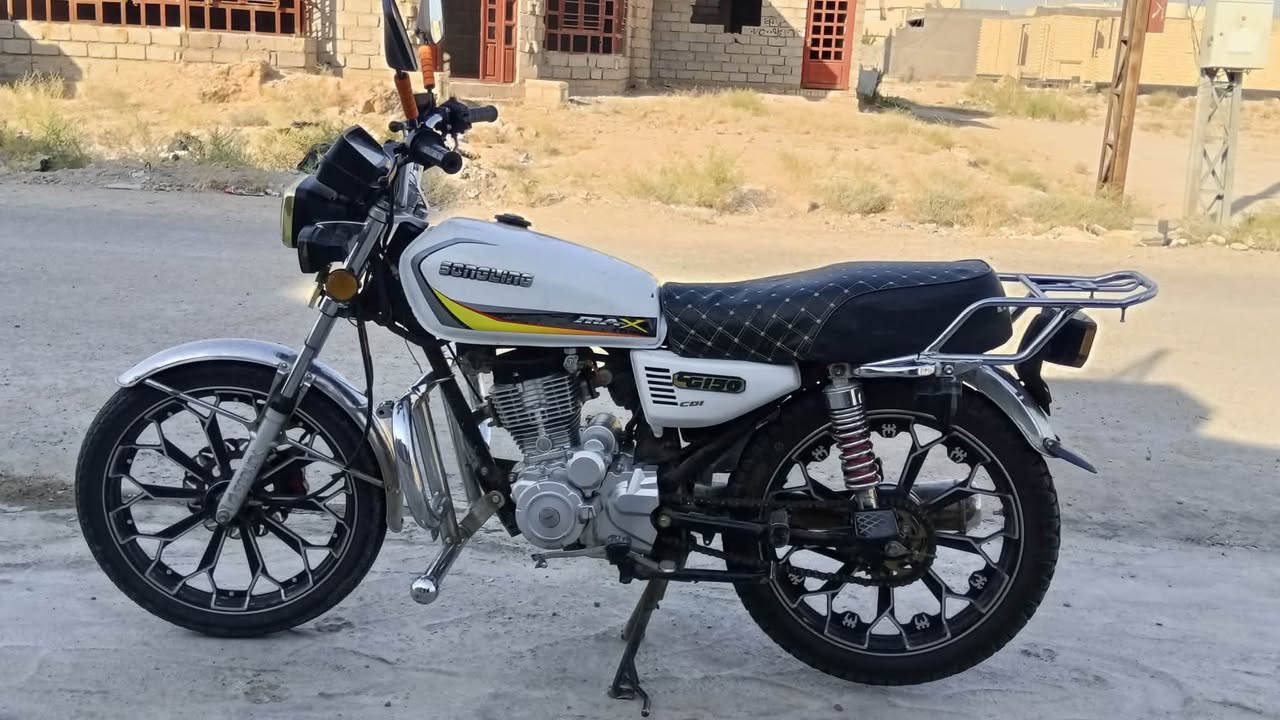 دراجه سونك موديل ٢٤ نضافه خير من الله مكينه حلوه وناعمه بلادي مامندوده عليها سبانه كامل من كلشي موجوده صينيه زنجبيل بس تنشد ودرايه محتاجه فقط غسله مرتبه تطلع أخت جديده ٧٠٠ وبي مجال بسيط *********** وتساب
