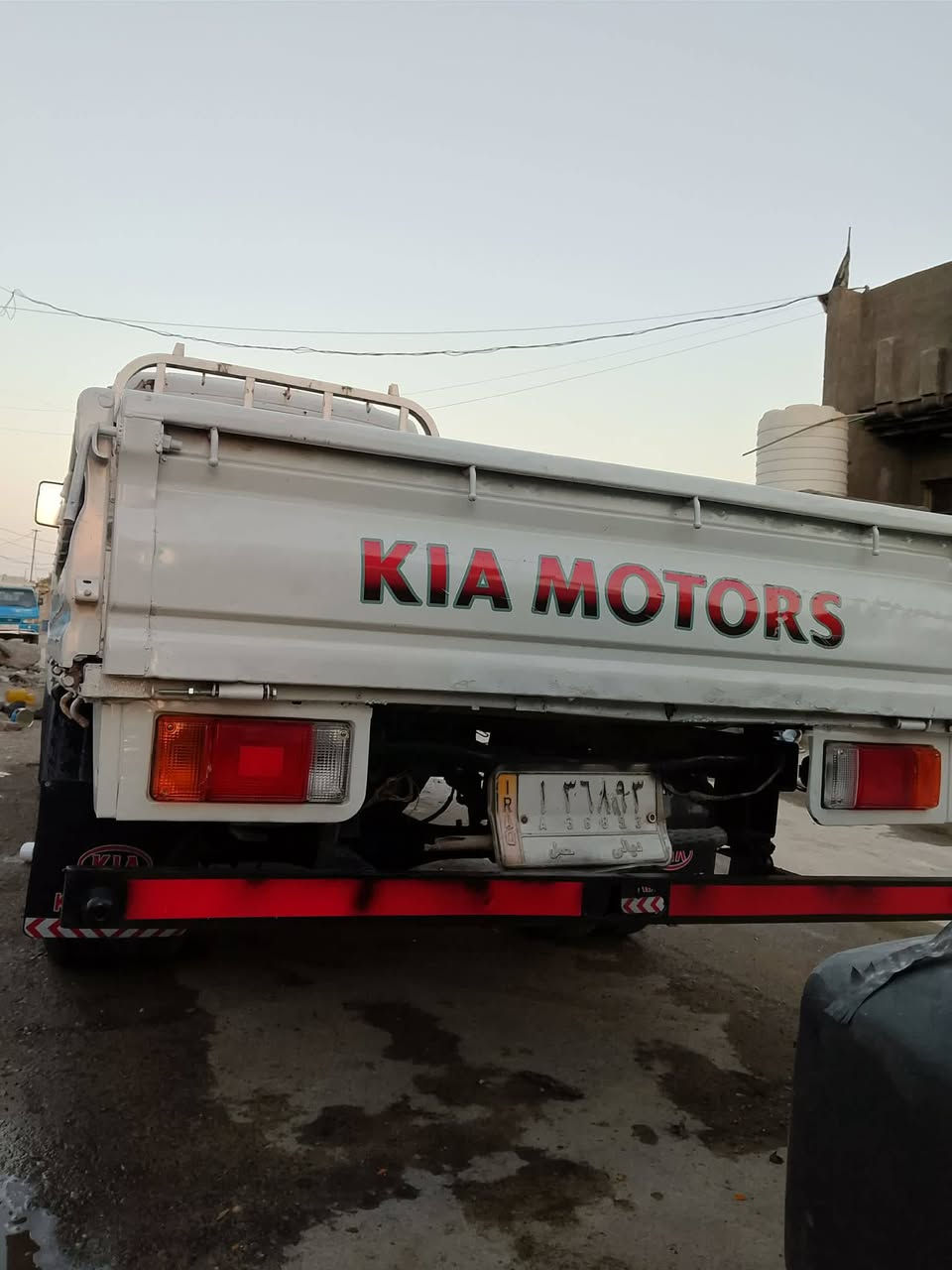 السلام عليكم كيا موديل 94 مكينه وقير جدا السعر السعر 47 المكان بغداد المعامل ***********
