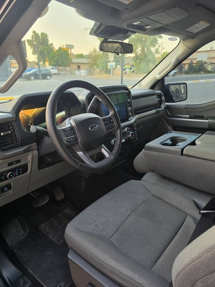 🔥 للبيع ||Ford F-150 xlt 2025 🔥
🚘 فورد xlt  2025  

✅ محرك 2.7 لتر EcoBoost تيربو

✅ قوة 325 حصان

✅ جير أوتوماتيك 10 سرعات

✅ كابينة SuperCrew (أربع أبواب)

✅ شاشة 12 إنش

✅ Apple CarPlay & Android Auto

✅ كاميرا خلفية

✅ مصابيح LED

✅ نظام Cruise Control

✅ دفع خلفي (RWD)

📍 الممشى: 6000كم

سيارة قوية، اقتصادية بالوقود، ومناسبة للاستخدام اليومي والسفر.

📞 للاستفسار ومعرفة السعر يرجى التواصل على الخاص أو

 الاتصال.*********** 
رقم شاصی   1FTEW3KPXSKE63335

سعر 263 
مکان سلیمانیە أربيل, العراق
