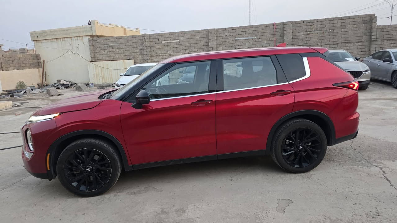 بسم الله الرحمن الرحيم 
ميتسوبيشي اوتلاندر 2024
Mitsubishi Outlander Es 2.5 2024
تشغيل بصمه 
دخول ذكي 
حساسات امامية وخلفية و5 كامرات محيطية
صور الضرر ورقم الشاصي بالمنشور
السيارة مرقمة شهداء صلاح الدين 
العنوان الشرقاط اجميلة 
للاستفسار اتصال واتساب 
***********
***********
السعر افحص السياره  وخابرني
