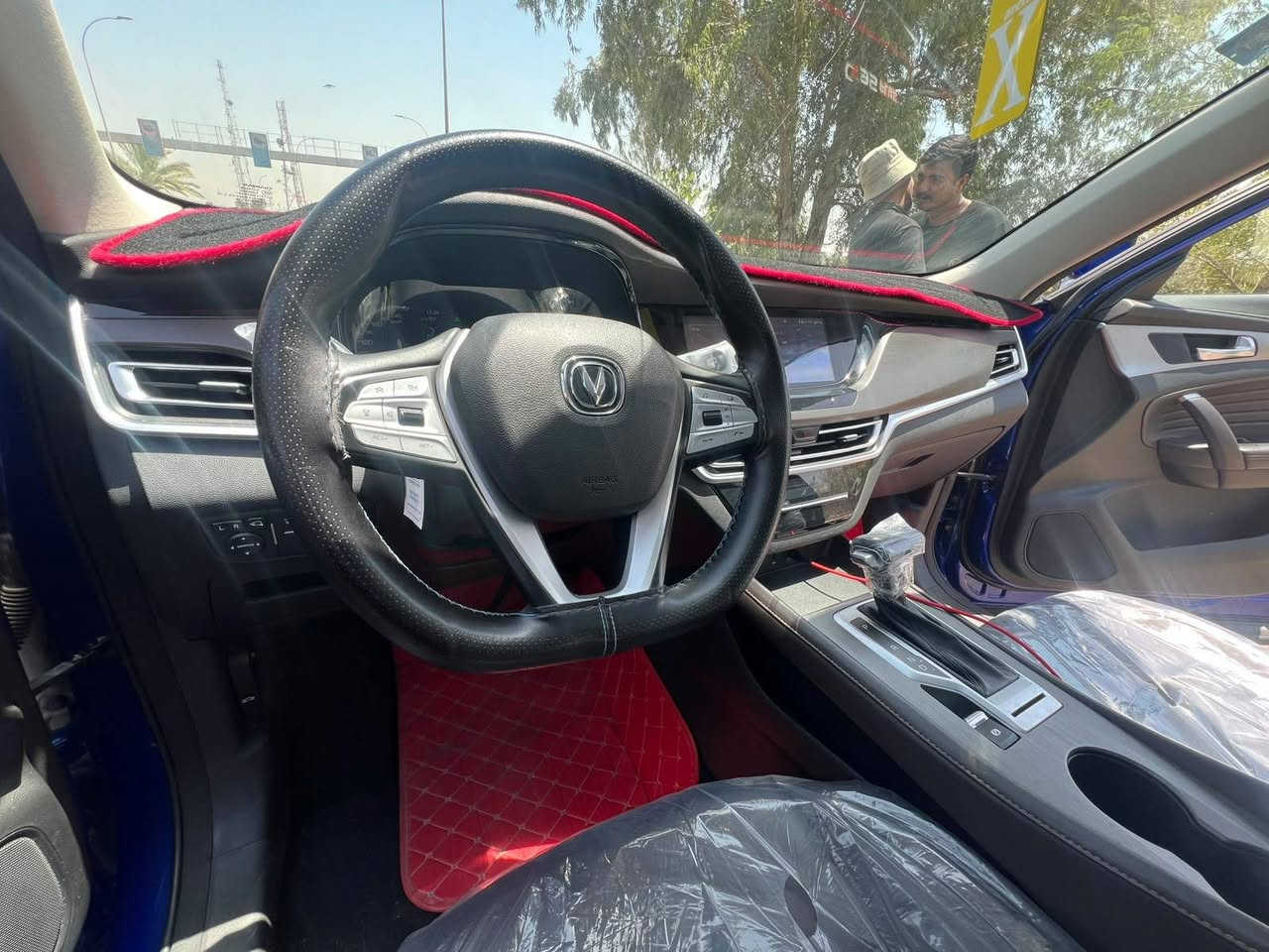 شانجان cs35 بلاس
ماشيه 53 الف
موديل 23
بعدها بالضمان 
مكفوله من كلشي ماعدا بارد بالجاملغ 
وعندي سونار  جديد
السياره رقم بغداد باسمي فول مواصفات
سعر 143
عنوان بغداد الكرخ
***********
