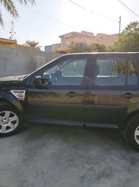 لاندروفر استيشن • ٢٠١٢ • طوز خورماتو