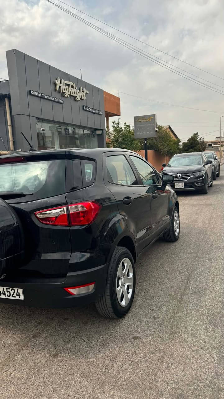 فورد ايكو سبورت 
موديل :2018
ماشيه : 64,000كم
بيها 3 قطعه صبغ بدون دواخل ايرباك شرط
سنويه و هزة جديدة
للاستفسار : *********** أربيل, العراق
