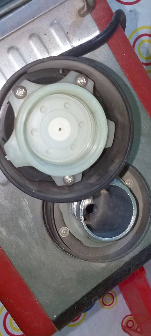 جهاز  صانع القهوه و تدفئة الحليب ٢٥ مابي مجال
