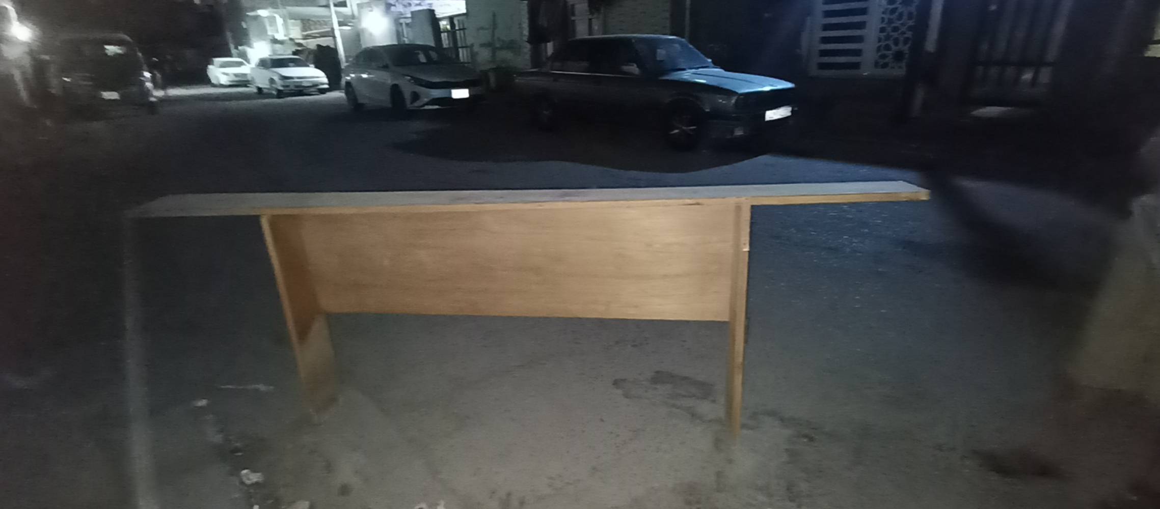 سرير • النجف