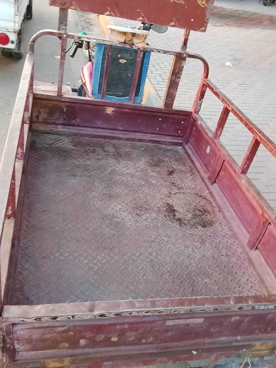 السلام عليكم ستوته للبيع امتي أر ستوته نضيف وكاعده 
كامله السعر نهايته 950 الاتصال ***********
