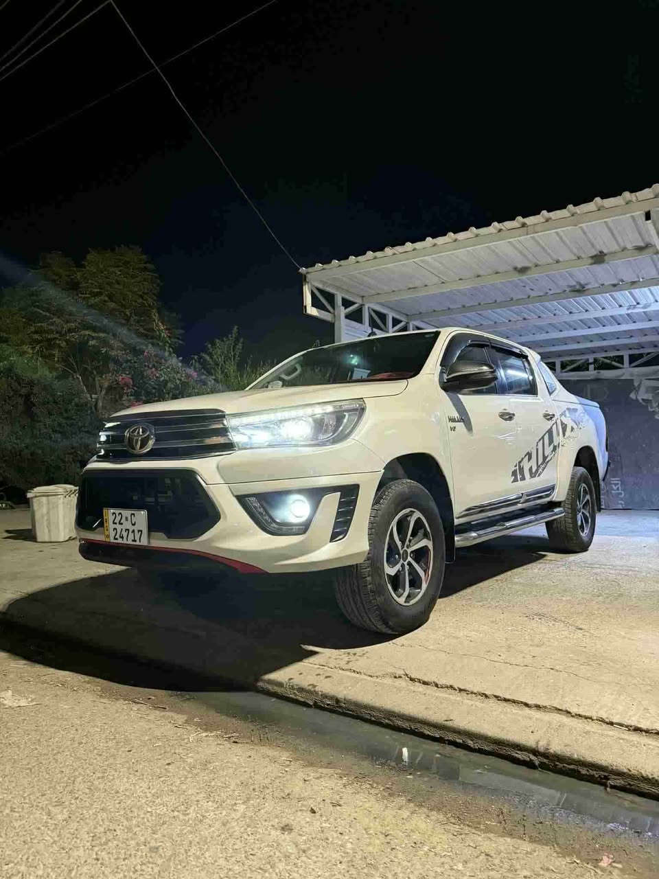 Toyota Hilux 2018 V6
مەرزیەی ٢٠١٨ شەش پستن نموونەیە لە جوانی شەریکە سید نهرۆیە بێ سبوغە بێ تعدیل گێر و مەکینە و اکسل و دەبل اکسل و تعویل بەشەرت  سعری ٢٨٥وەرەقە و مجال ***********

