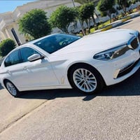 للبيع BMW / 520i  وكالة شركة العروش   موديل 2019  السياره كفاله عامه م...