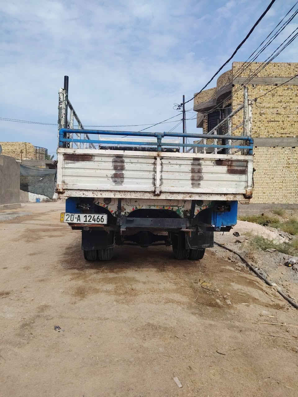 للبيع او مروس سعر 5 مليون  ***********
