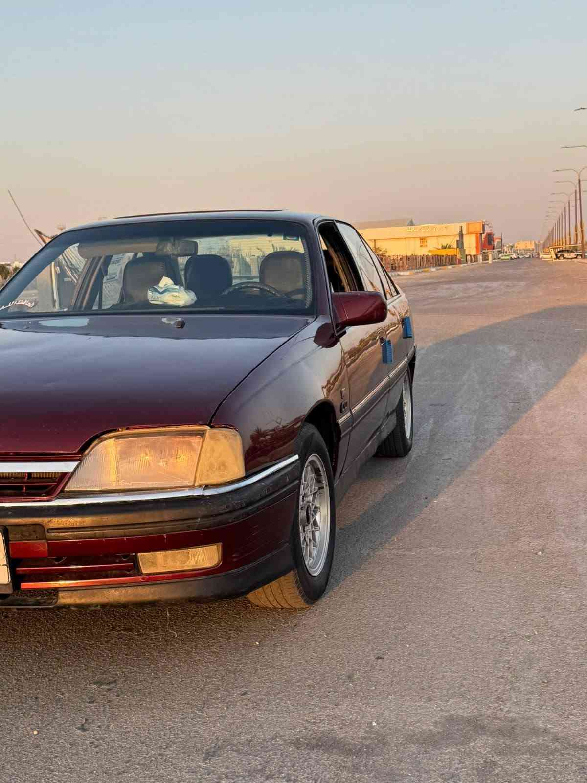 اوميكه 91 انبار مكاني فلوجه شارع الثرثار محرك كير صدر باكيت تخم تاير السعر 35وبيها مجال رقم الهاتف *********** صبغ جماليه
