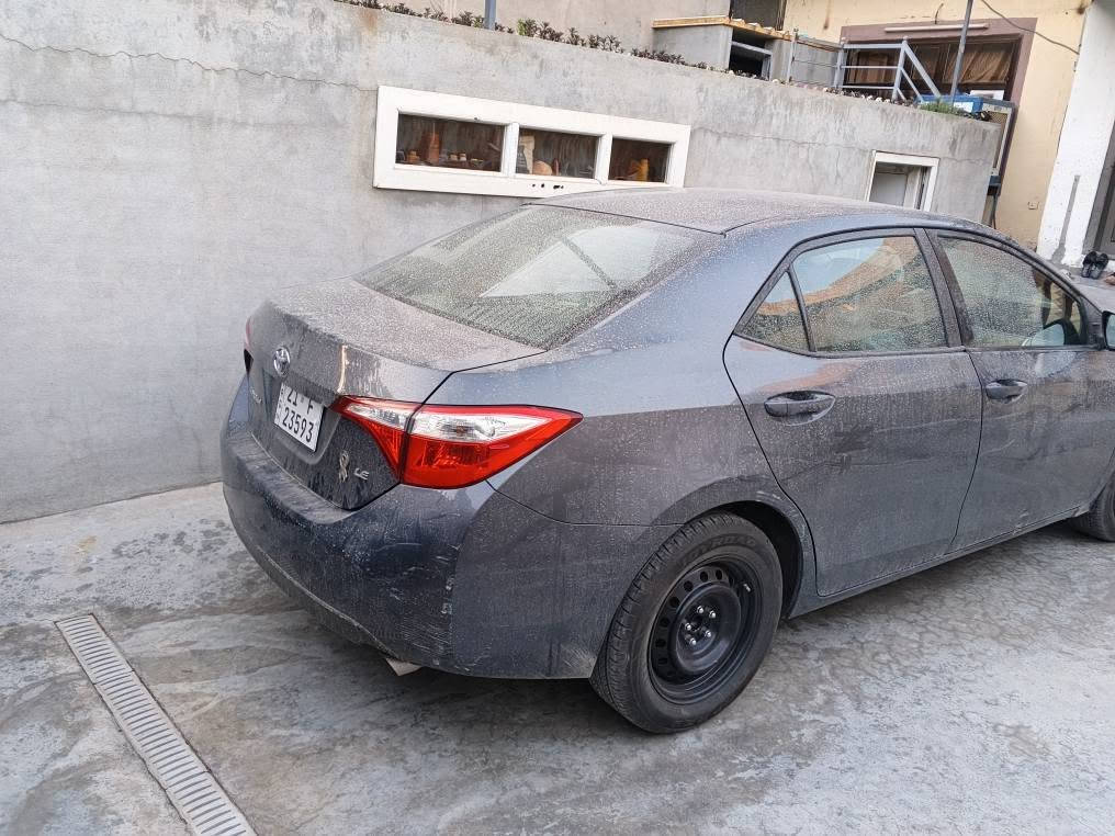 سلام علیکم 
تۆیۆتا کرۆلا ٢٠١٦ مواصەفات LE
٥ پارچە بۆیاخ بێ ناو گرتن 
گێر و مەکینە بە شەرت سپانه ی به رنه که وتوه
تەقەو ڕەقەی نییە 
زۆر که م ڕۆشتوه73مایل
سەنەوی و ڕەقەم تازەیە تا  2030 بە ناوی خۆمەوەیە 
نرخ ١٠٥وەرەقە و معامەله یه که م
***********
[ السليمانية, العراق
