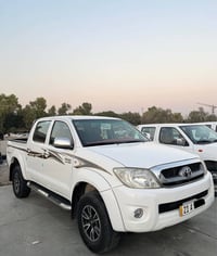 هايلوكس • ٢٠١٠ • كلار