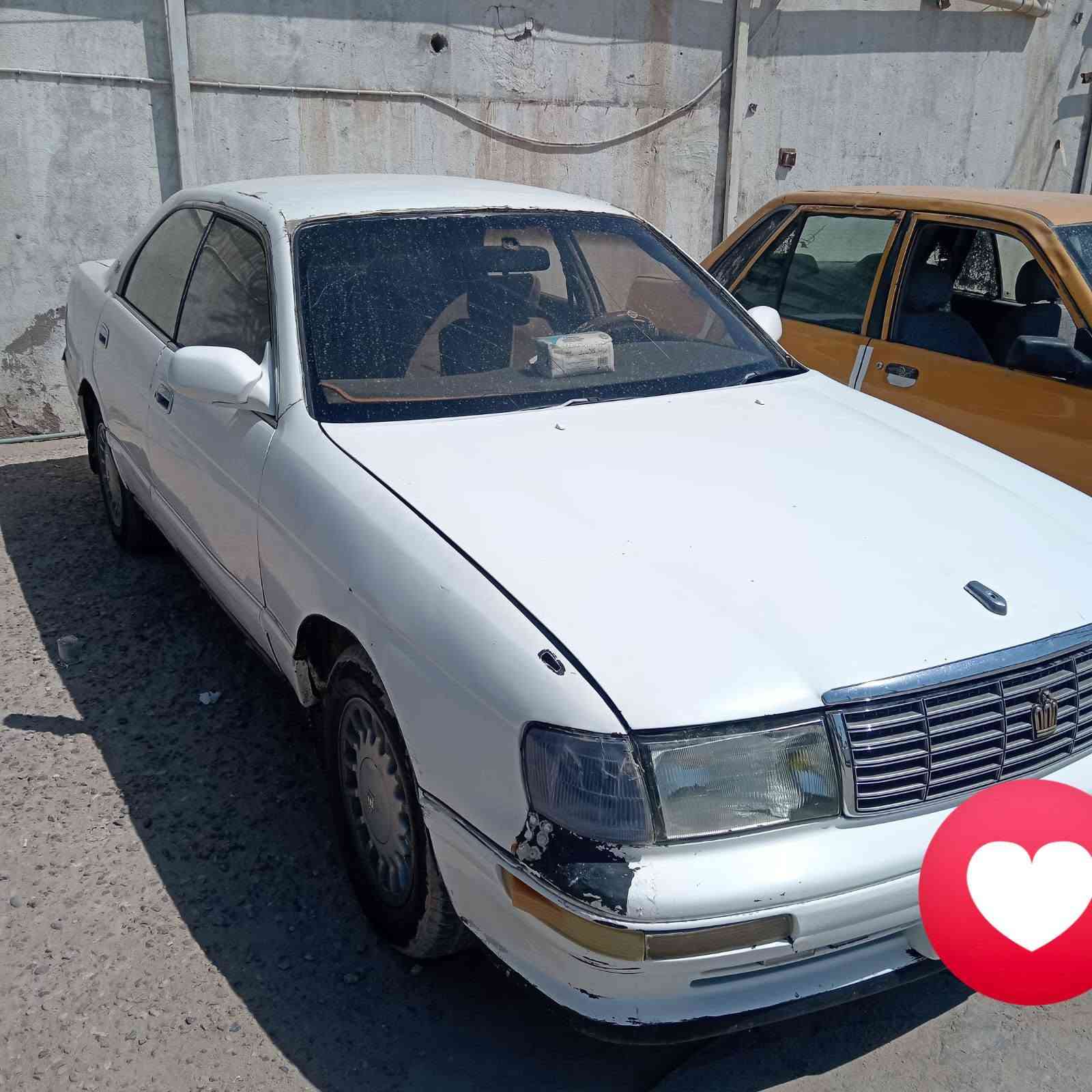 تيوته كراون للبيع، بسعر 30 وبيه مجال قليل، السنويه منتهيه من 2020،صاحبها موجود، بيه جاملغ خلفي مبدل، الرقم نجف، للتواصل *********** البصرة قضاء المدينة معرض الغدير مقابل المصرق الجديد
