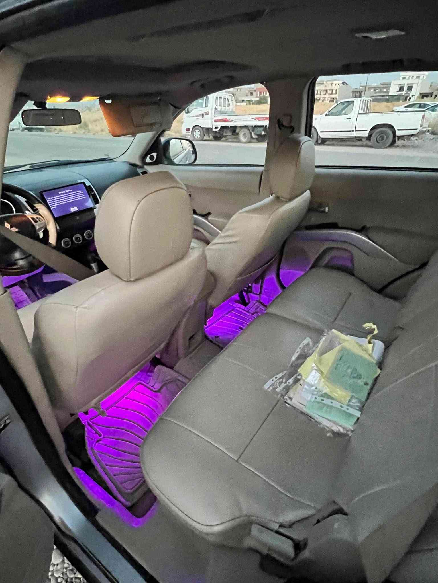 مستيبوشي اوتلاندر2008 v6 بستن رقم سنه وي هزه جديد گير محرك تبريد شرت سياره صبغ عام بدون داخل شرت سعر70$ورقه
رقم تله فون/*********** اكر, نينوى
