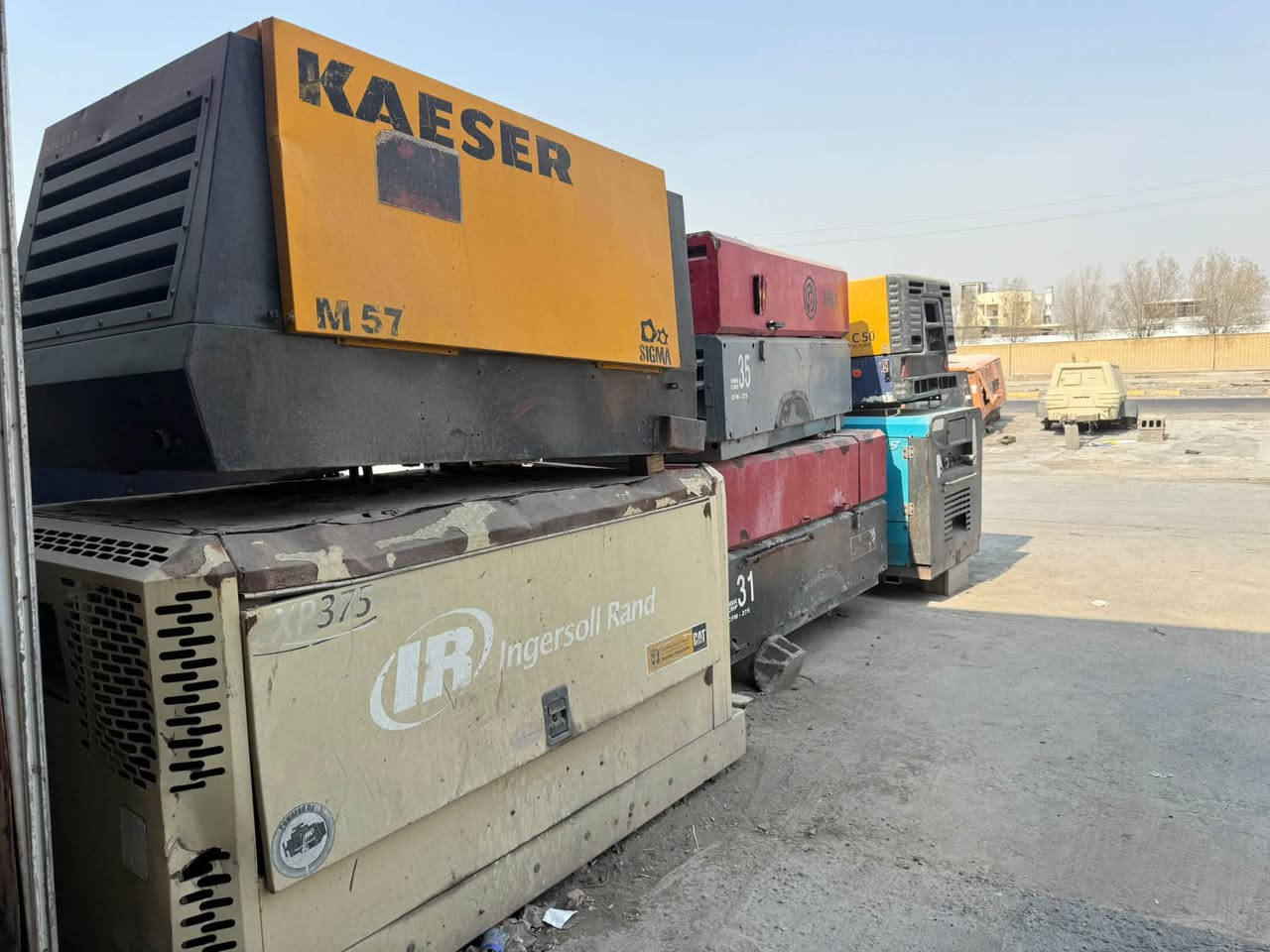 يوجد جميع انواع كمبريسرات بأحجام مختلفه لتواصل *********** واتساب 

المكان بصره صناعية حمدان

