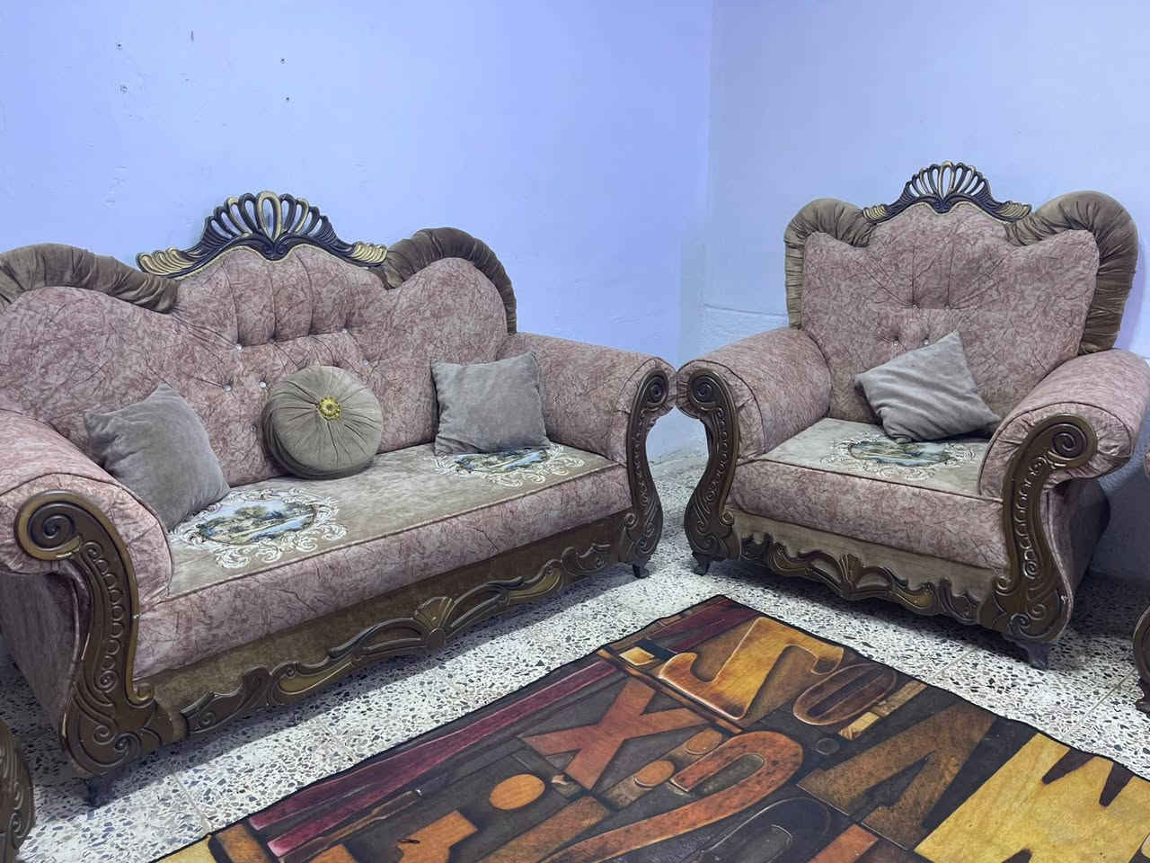 تخم ملكي 10 مقاعد تكمه نضيف بدون اي ضرر ب275 قفله *********** بغداد, العراق

