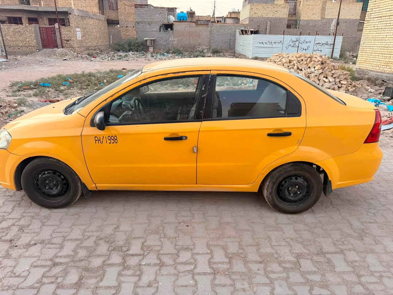افيو خليجي  موديل ٢٠٠٨سنويه او هزه جديده  كامله مكمله كش محرك كلش نضيف 
مكاني بغداد الشعله 
السعر ٤٠ ورقه بيه مجال 
***********

