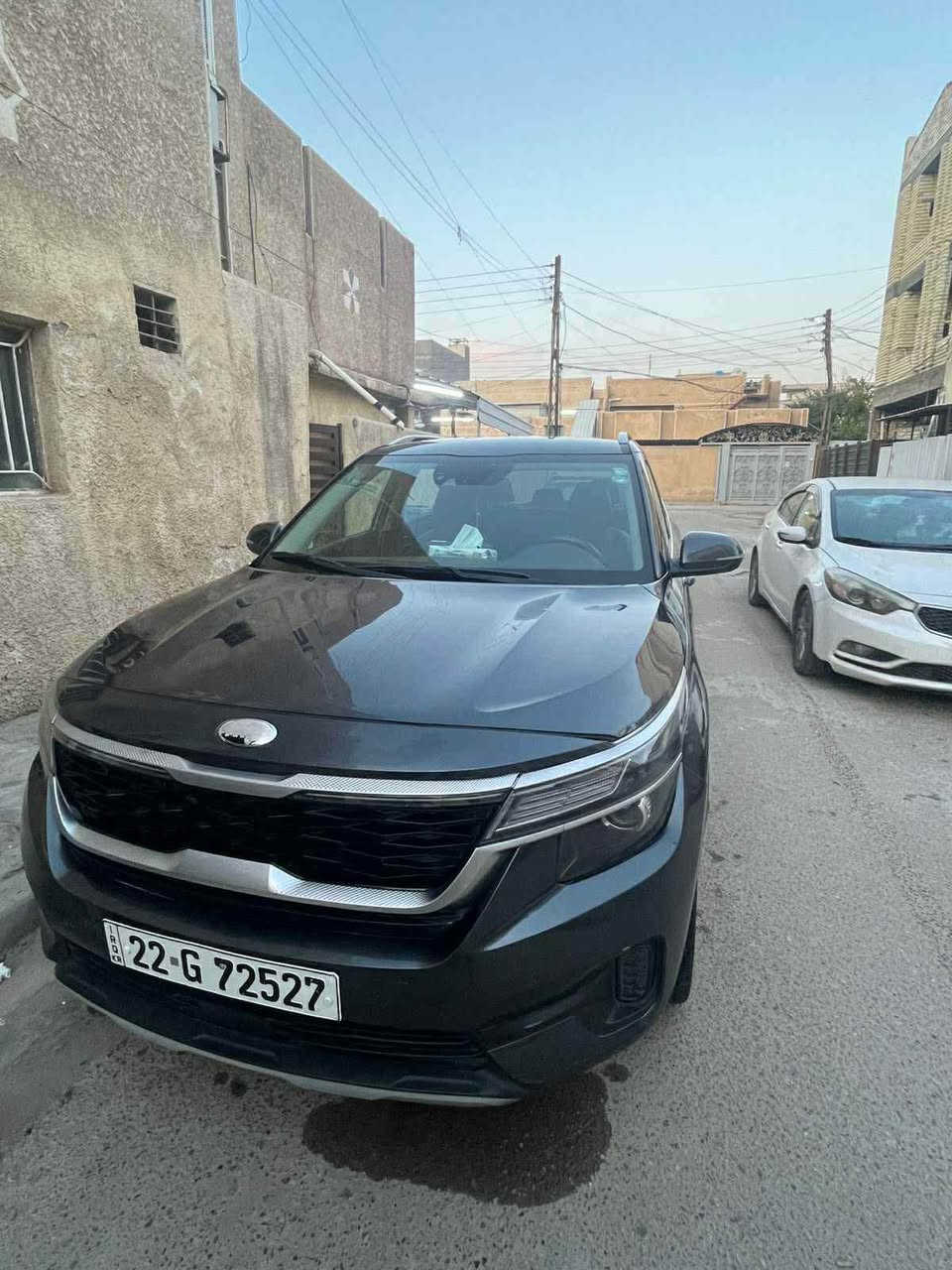 سياره ستلوز 2021 محرك 1600GTنص مواصفات
رقم أربيل 
شاشة تحكم كبيرة و كامرة خلفية فول تحكم ستيرن حساسات 
لون رصاصي طوخ 
حساسات جانبية تحديد مسار 
بريك ذاتي و مودات القيادة 
كشنات جلد 
تبريد فول+ تدفئة كشنات 

وارد أمريكي 🇺🇸 ضربه سطحيه 
و رايدته ب 130 وبيها مجال بسيط
للاتصال ***********
