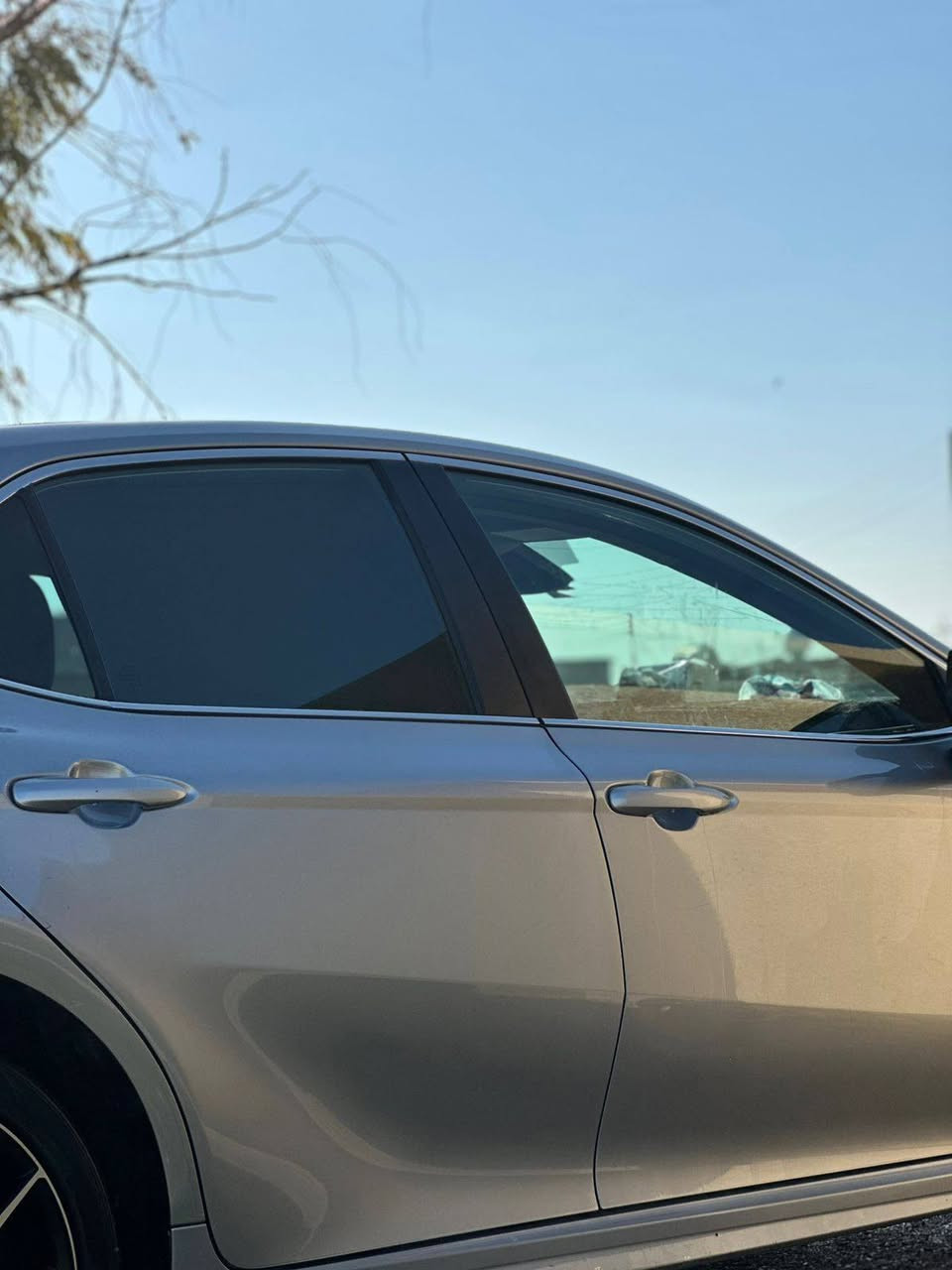 🚘 للبيع كامري 2023 SE أمريكي 🇺🇸

🔹 الموديل: كامري SE 2023
🔹 المحرك: 2.5 لتر
🔹 الكير: أوتوماتيك 8 نمر
🔹 الوقود: بنزين
🔹 الممشى: 72,000 ميل
🔹 اللون: سلفر
🔹 الكشنات: جلد
🔹 الكاميرا الخلفية
🔹 حساسات توقف
🔹 حساس خطوط + تحذير مغادرة المسار
🔹 مثبت سرعة
🔹 مثبت سرعة تكيفي
🔹 مستشعر وقوف
🔹 نظام فرملة الطوارئ
🔹 تحذير من الاصطدام الأمامي
🔹 نظام أندرويد أوتو
🔹 شاشة
🔹 مراقبة النقطة العمياء
🔹 مقاعد كهربائية
🔹 قفل مركزي للأبواب
🔹 مصابيح زينون أمامية
🔹 عرض المعلومات على الزجاج الأمامي
🔹 أبل كار بلاي
🔹 التحكم الإلكتروني في الثبات

🛠️ الضرر: ضربة باب خلفي وجاملغ، وتم إرجاعهن.
🔧 صارت ضربة بالبند فقط وتم تبديله،هنا داخل العراق
✅ السيارة ما بيها أي نقص.

💰 السعر: 180 وبيها مجال قليل

📍 المكان: التاجي
📞 للتواصل: ***********
