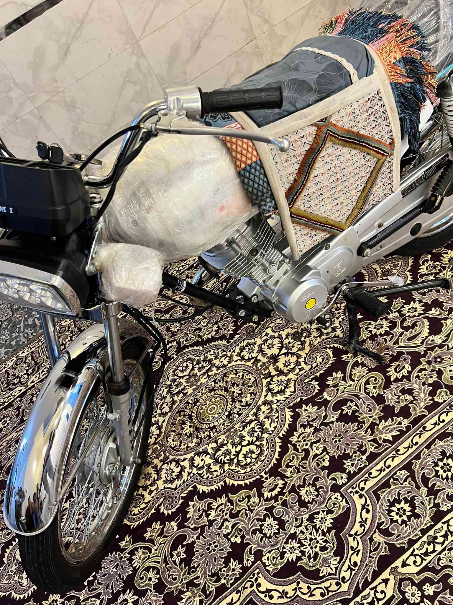 سلام عليكم اربعه كير نامه الاصلي مديل ٢٠٢٧ب اسمي مَن المعرض٣احرف كفاله عامه برغي ما ناقصها طالعه ب شهر الرابع دراجه مكفوله لايت عالي ناصي بك لايت دبل اشاره كُلها فوول نضافه شلعه ومعدل تخبل سعرها ٧٥٠وبيها مجال مكاني كربلاء الحر ***********//***********
