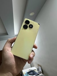 تكنو SPARK GO2024 • ١٢٨ • شاشة مبدلة