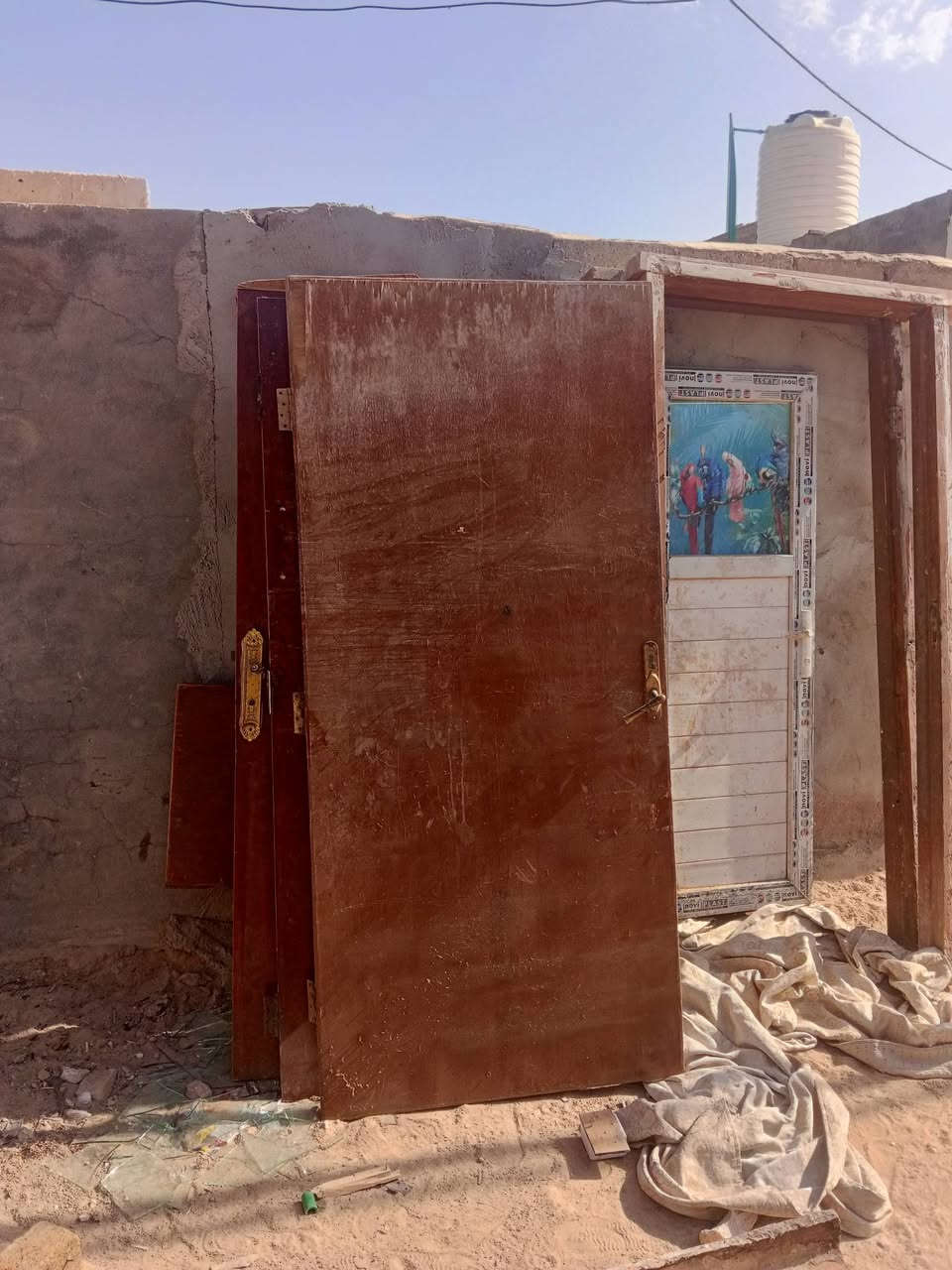 للبيع • ديكور • للتواصل