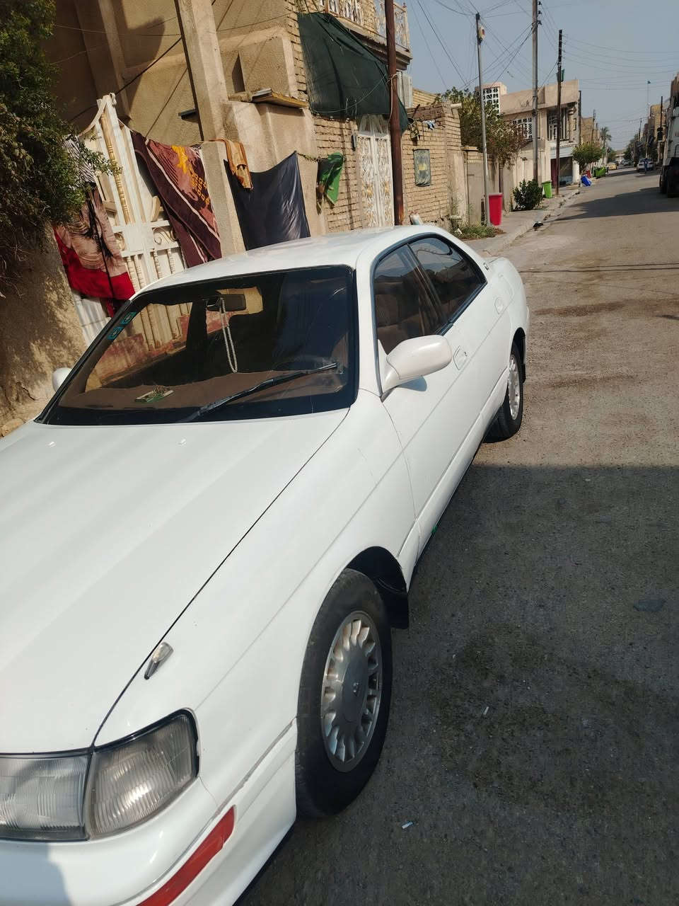 السلام عليكم ورحمة الله وبركاته
بطه متصل ٩١ بأسمي مداور ثاني يوم مكفوله كص ونقل جثه بيها مكانات صبغ كير ومحرك كفاله تبريد مجموعه جديده تخم تاير جديد غرفتها نظيفه حداديه ٧٥ بالميه  السعر 52 وبيها مجال عنواني كوت ***********
