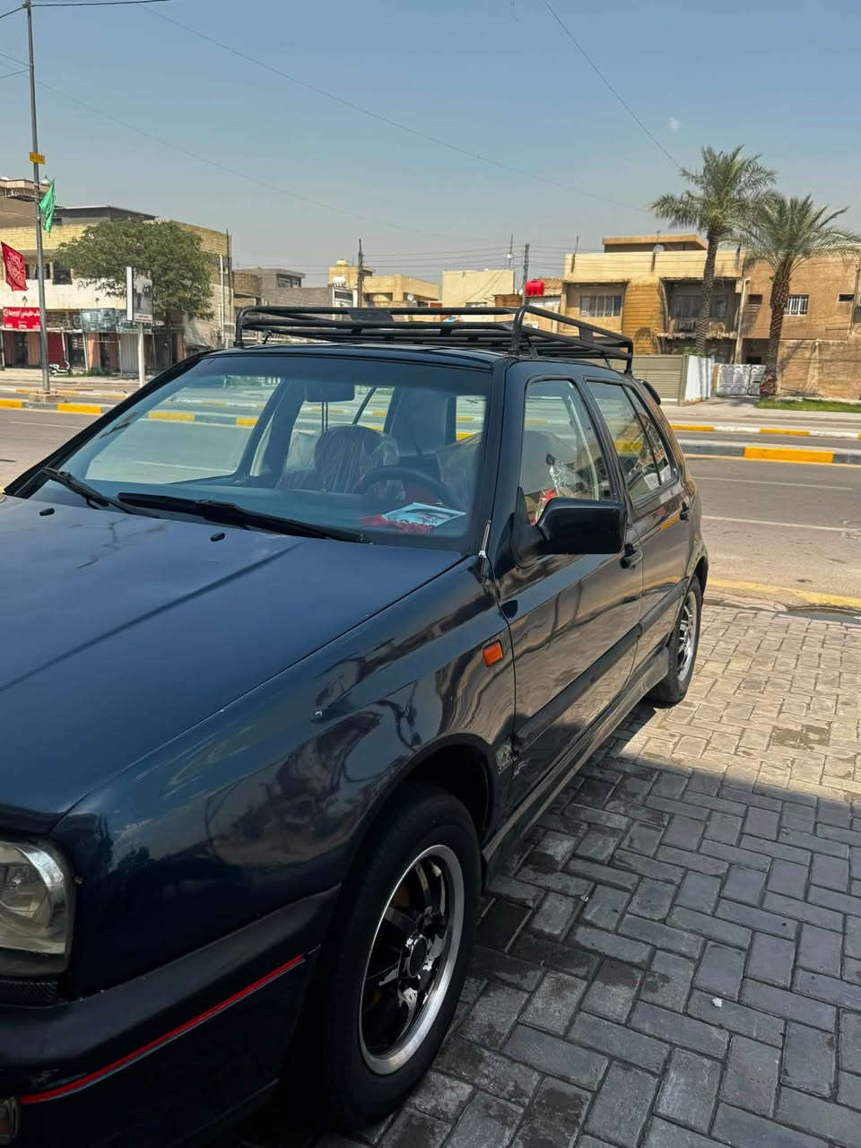 السلام عليكم كولف موديل 1993 نفخ محرك 1800اوتو مرغوب كير ومكينه مكفولات سياره كامله مكمله ماتصرف عليها رقمها بابل بسمنا 
تبريد شغال صدر جديد قبل اسبوع شديته 
مكاني بغداد حي العامل 
السعر 36وبيها مجال حگ الجيه 
***********
